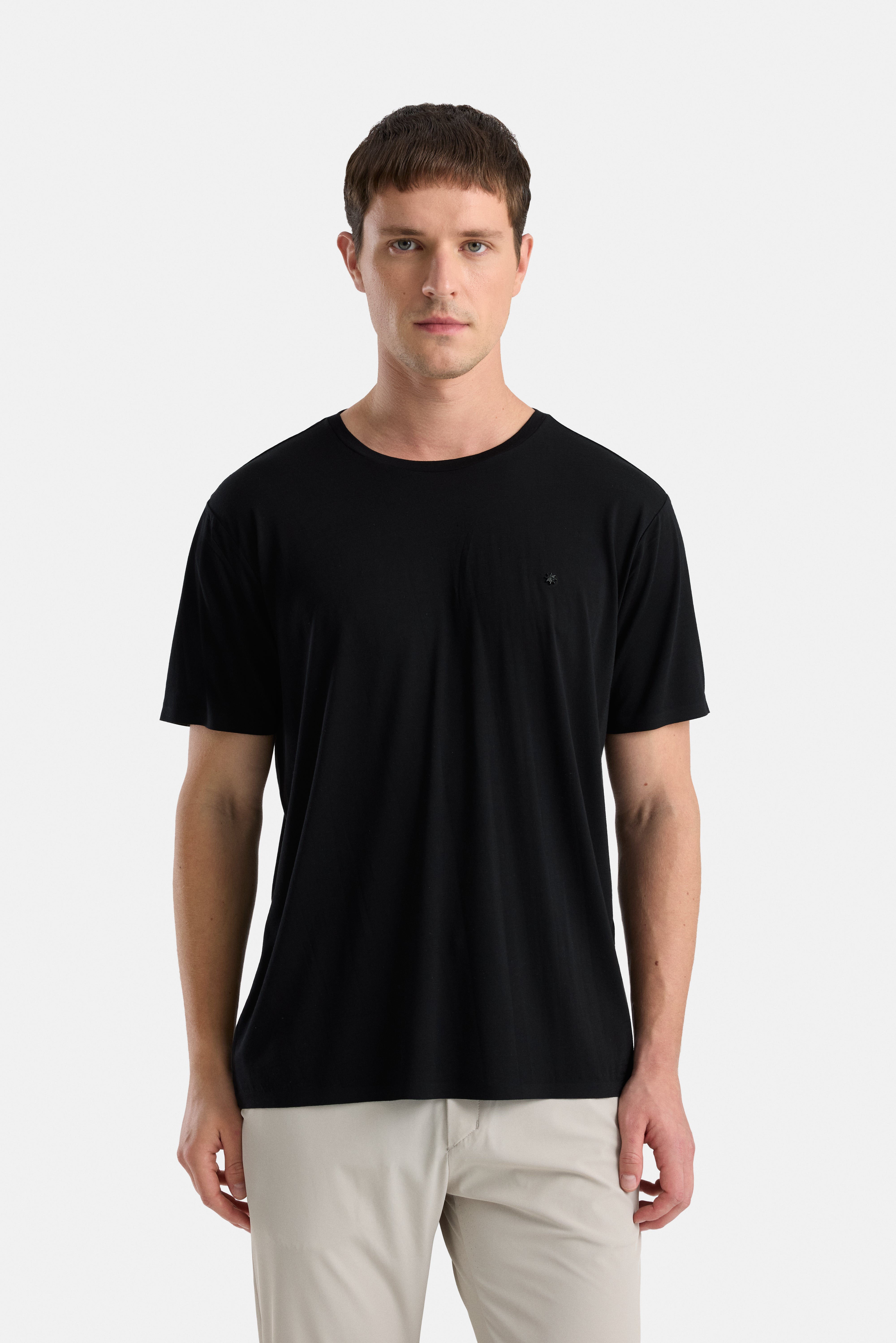 #renk_black