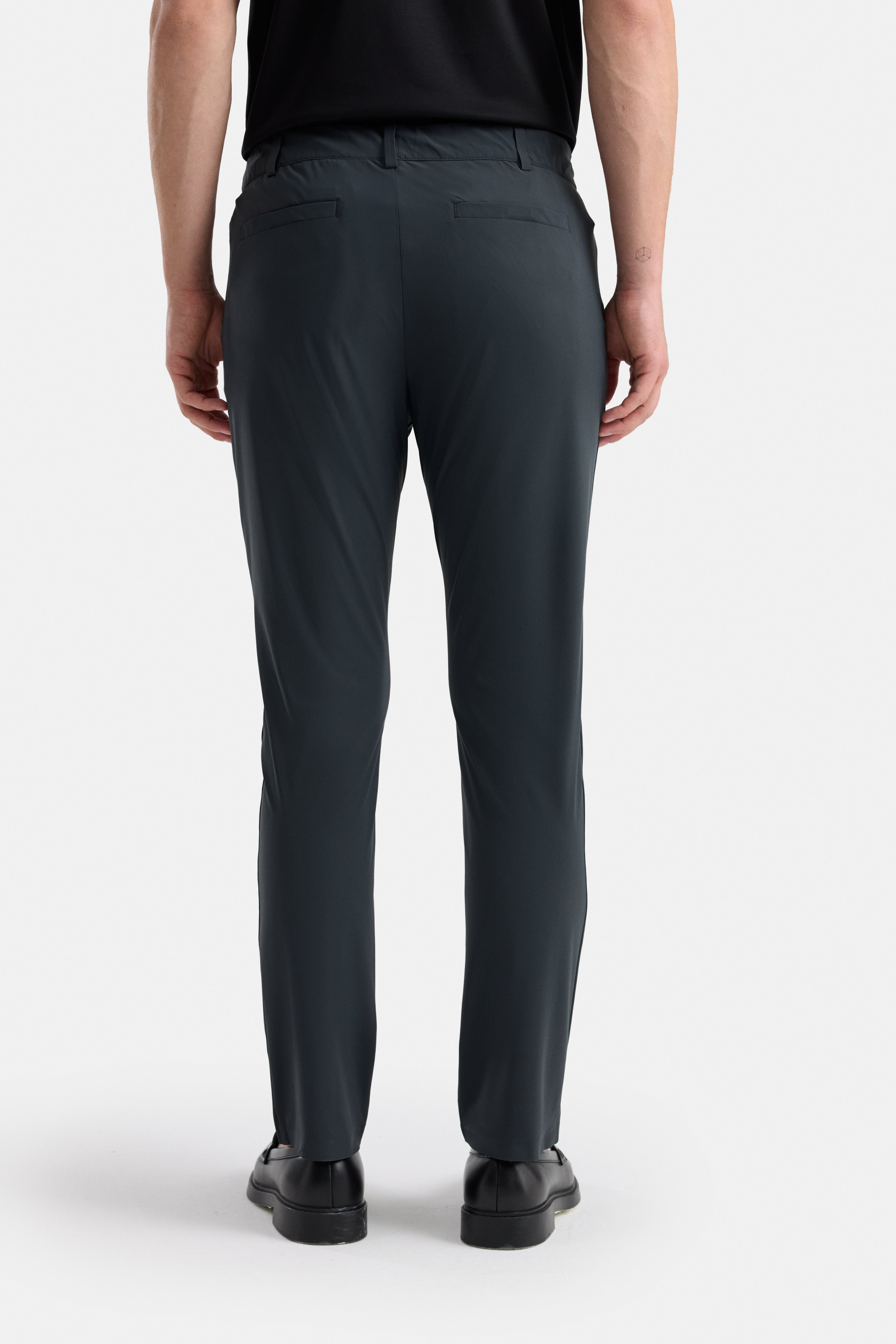 #renk_dark grey