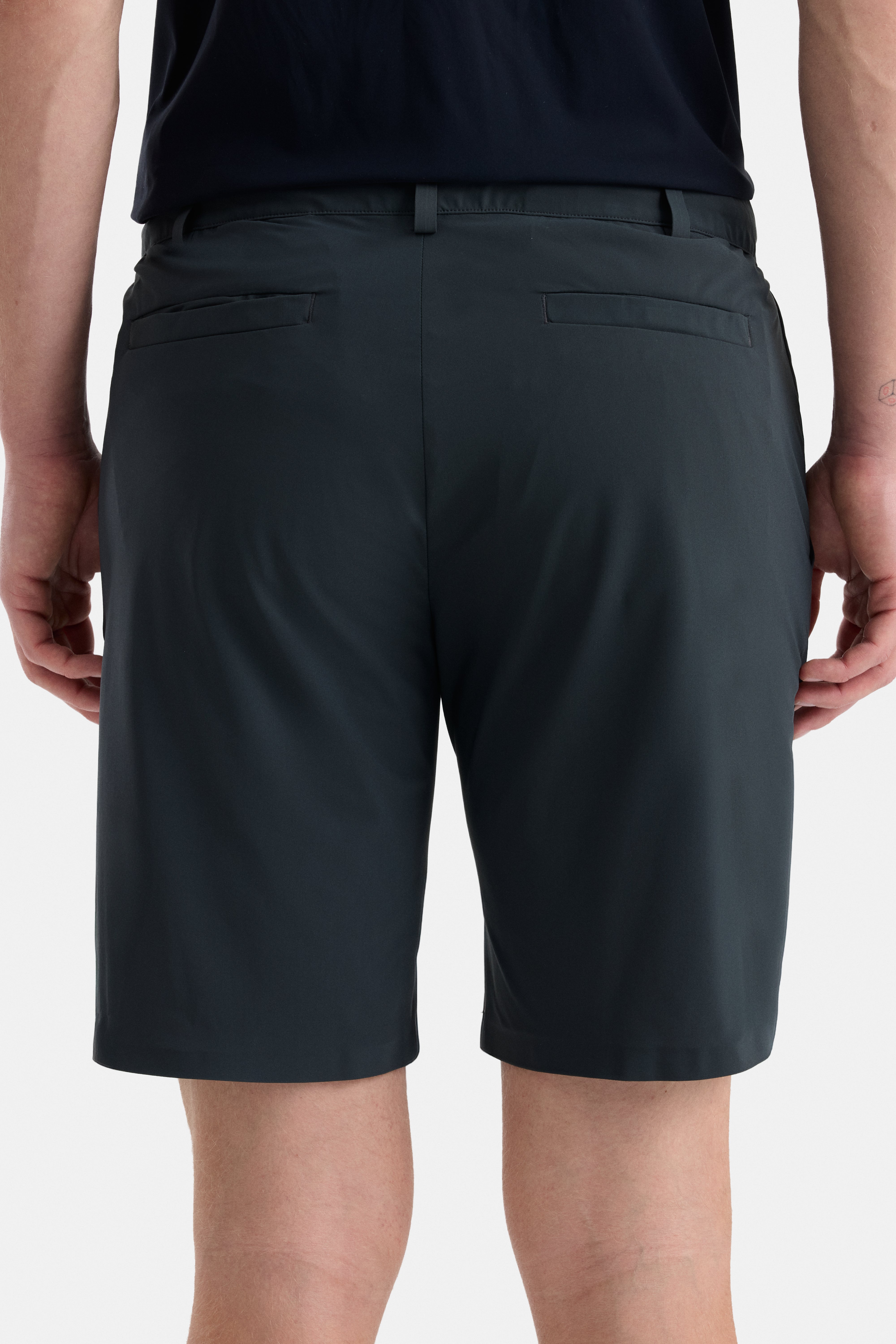 #renk_dark grey