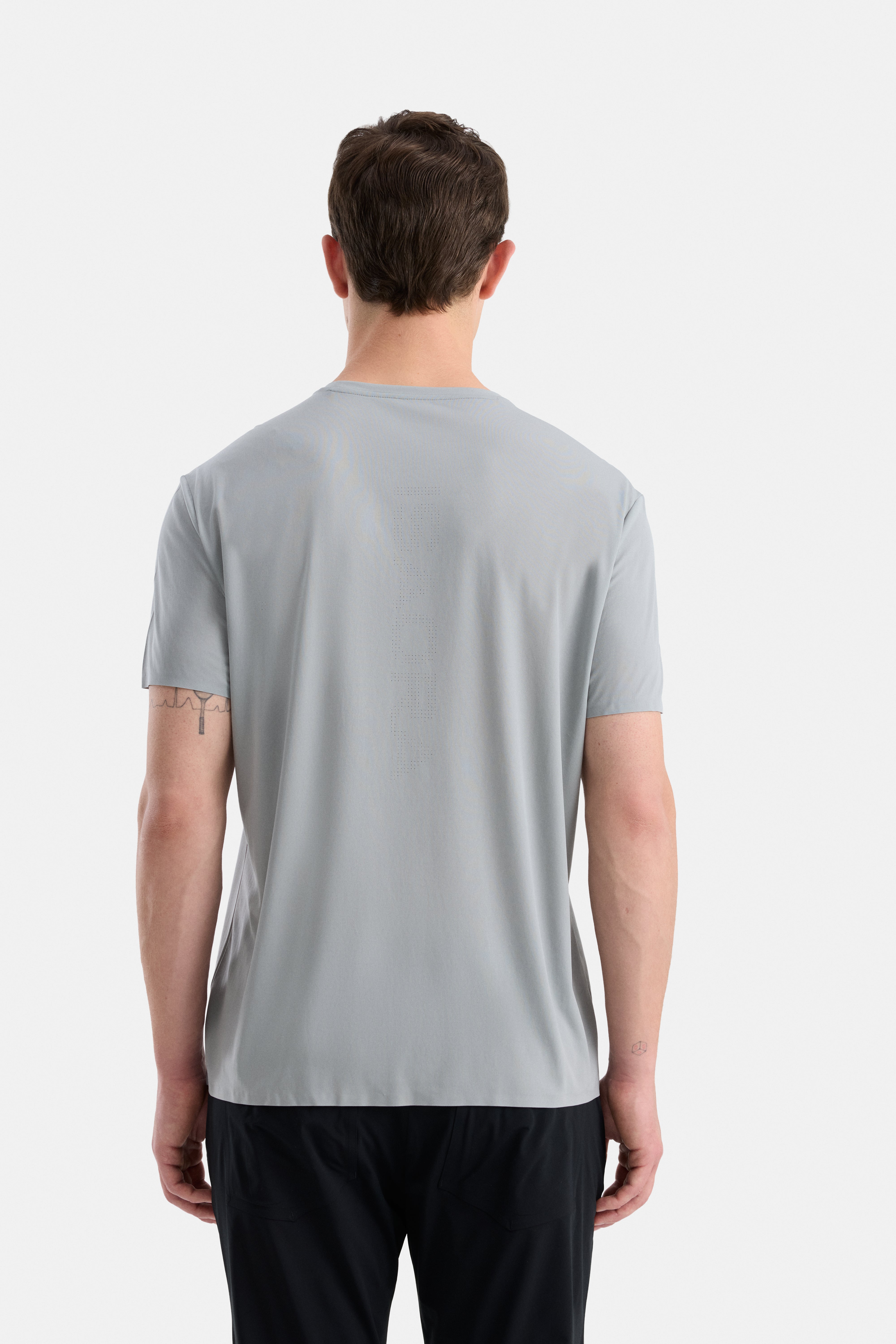 #renk_light grey
