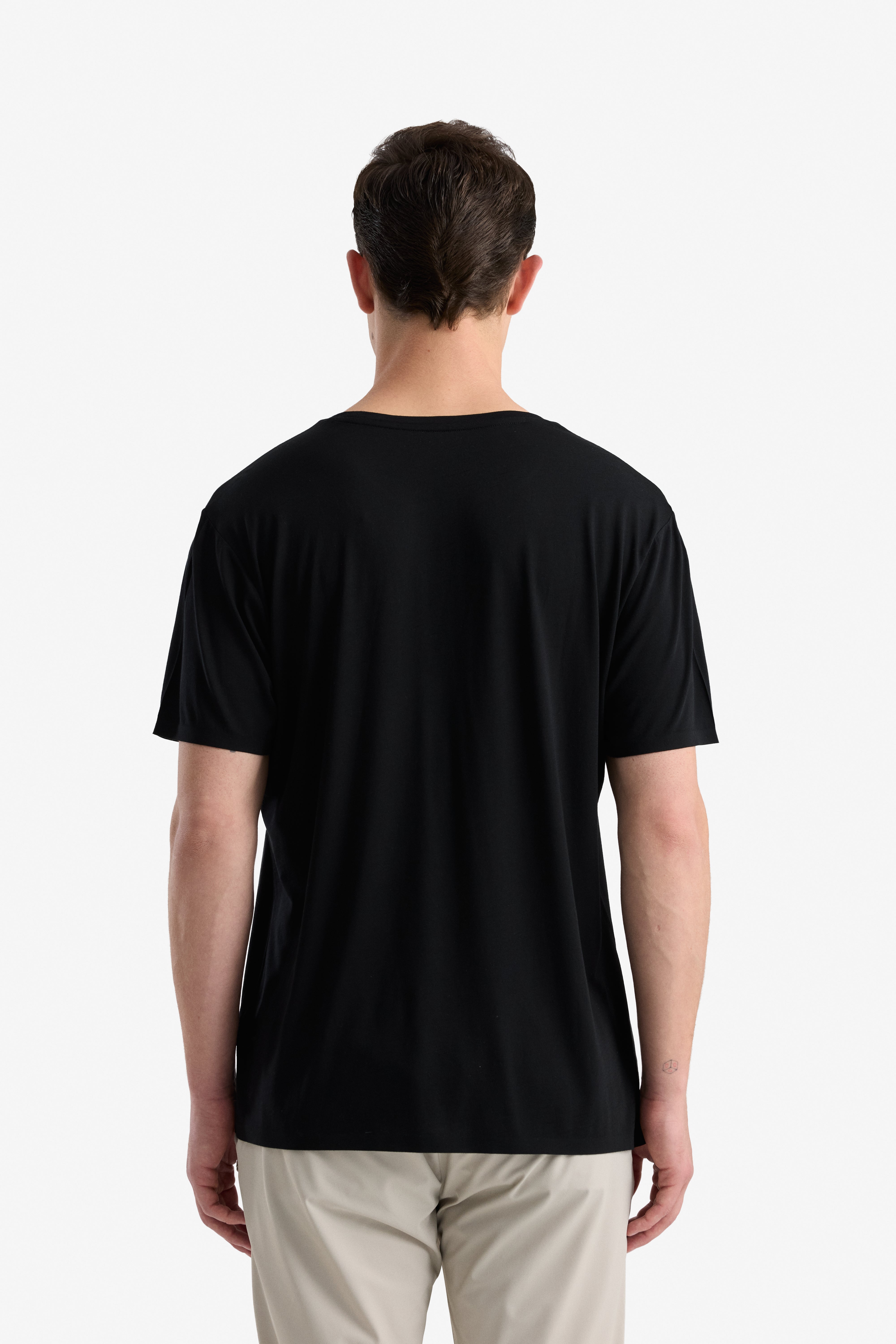 #renk_black